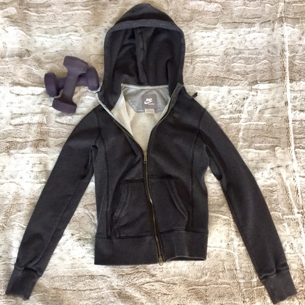 Nike women’s small gray zip up hoodie